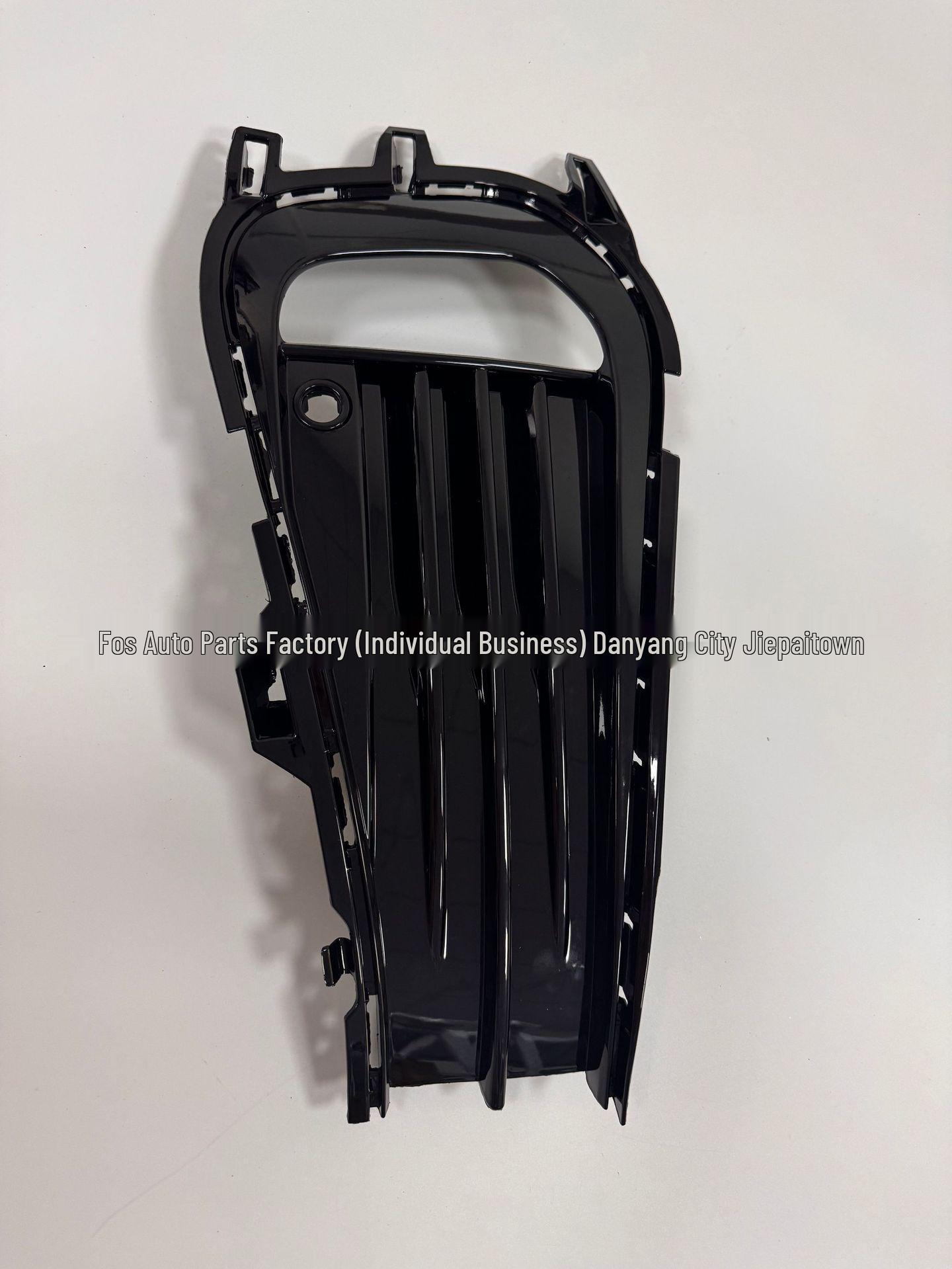 Volkswagen Sagitar Jetta (22-24) Fog Light Trim Set Front Bumper Covers 17A853665/666Q
Volkswagen Sagitar Jetta (22-24) Fog Light Trim Set Front Bumper Covers 17A853665/666Q
