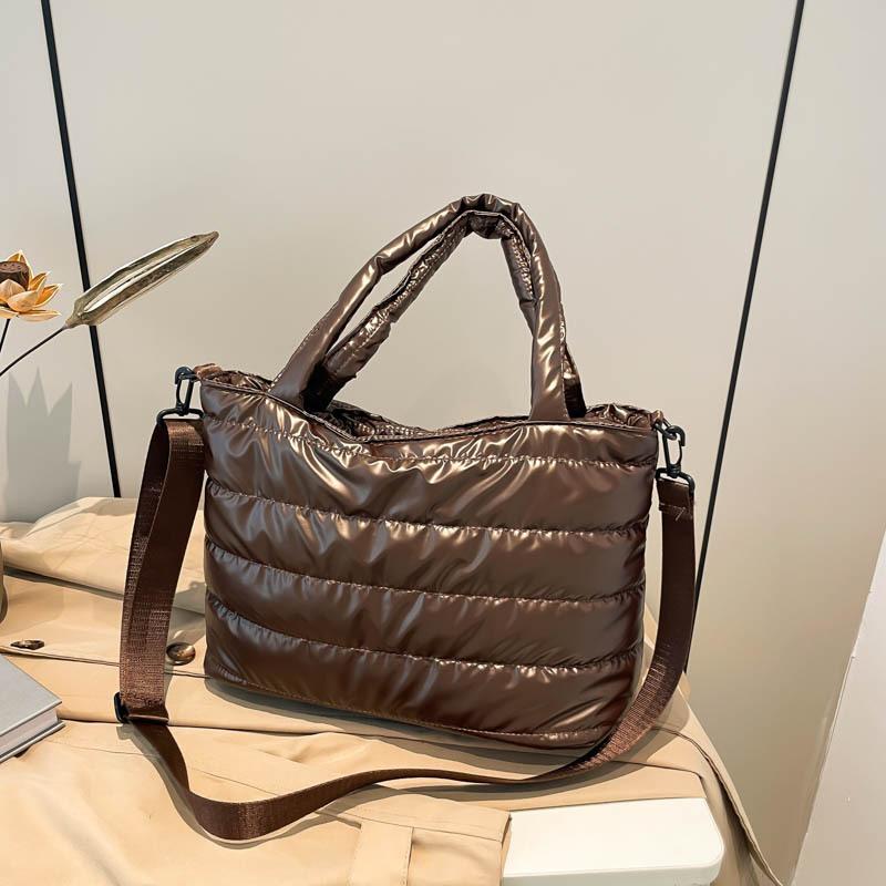 Autumn and winter casual lazy style foreign style portable wide shoulder strap messenger bag women s space cotton embroidery thread large capacity коричневий
Autumn and winter casual lazy style foreign style portable wide shoulder strap messenger bag women s space cotton embroidery thread large capacity коричневий
