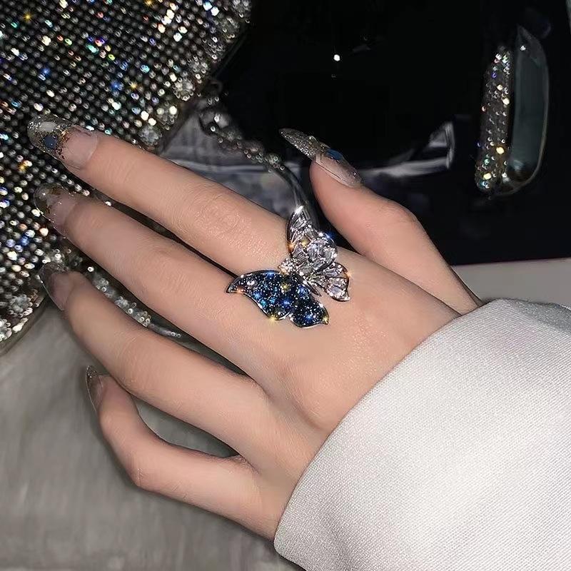 Кольцо Super Immortal 3D Butterfly Open Adjustable для женщин Ins Trendy Luxury Niche Finger Cold Wind Ring one size(US size 5-13)
Кольцо Super Immortal 3D Butterfly Open Adjustable для женщин Ins Trendy Luxury Niche Finger Cold Wind Ring one size(US size 5-13)