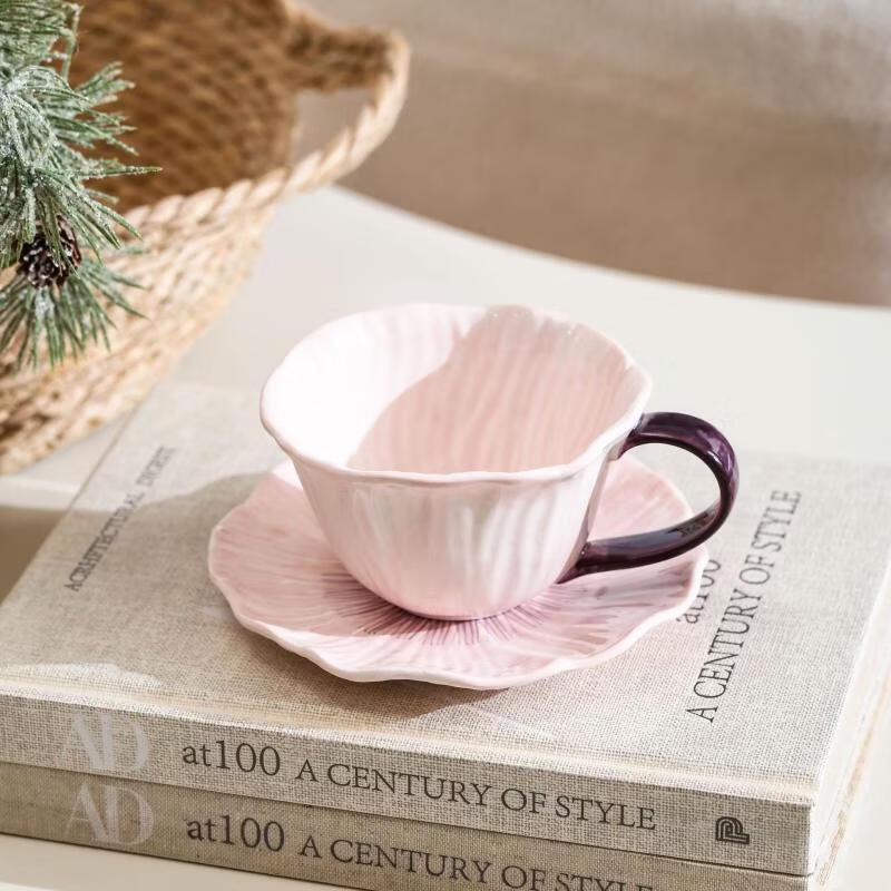 OLOEY Pink Bone China Coffee Cup and Saucer Set
OLOEY Pink Bone China Coffee Cup and Saucer Set