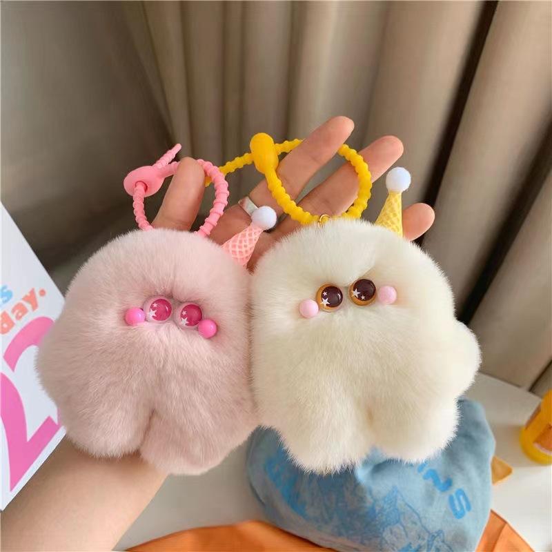 Cute Plush Car Keychain Furry Bag Charm with Ice Cream Design бежевий
Cute Plush Car Keychain Furry Bag Charm with Ice Cream Design бежевий
