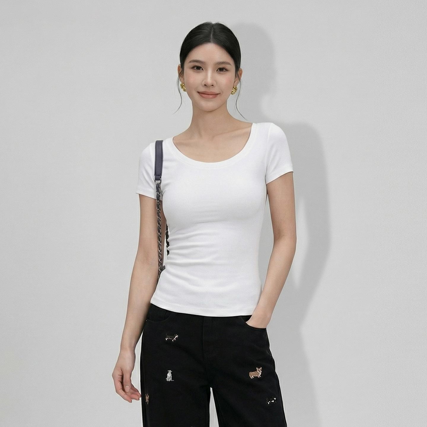 Pure desire, slanted shoulders, wearing short-sleeved T-shirts, girls summer lazy style, solid color, thin and loose, off-the-shoulder half-sleeves S( 40-47.5kg ) белый
Pure desire, slanted shoulders, wearing short-sleeved T-shirts, girls summer lazy style, solid color, thin and loose, off-the-shoulder half-sleeves S( 40-47.5kg ) белый