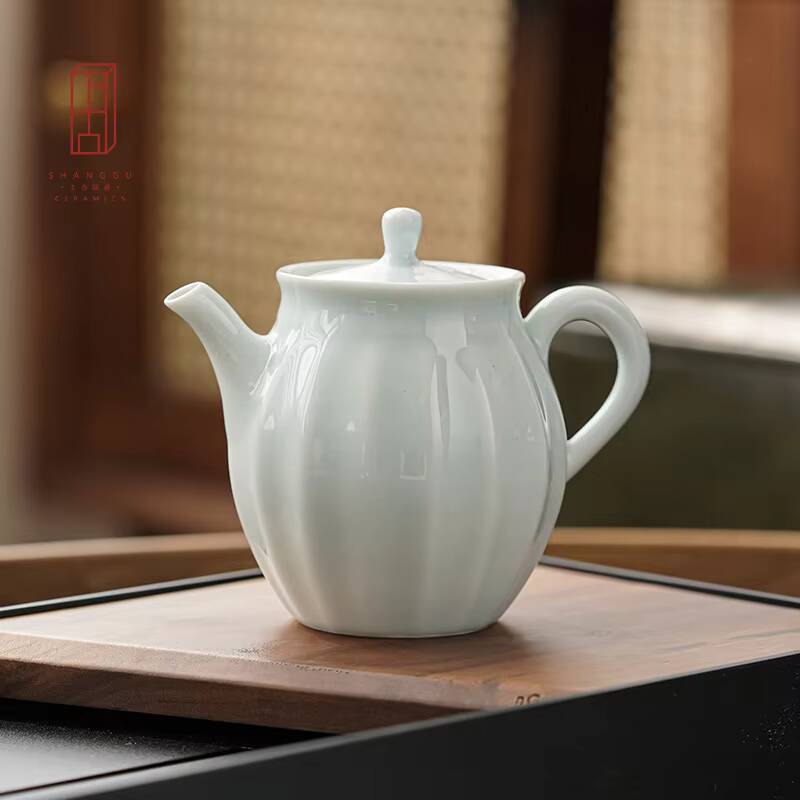 160ml Boutique Mutton Fat Jade White Porcelain Literati Xi Shi Pot Handmade Household Kungfu Tea Set Tea Ceremony Drinkware Gift
160ml Boutique Mutton Fat Jade White Porcelain Literati Xi Shi Pot Handmade Household Kungfu Tea Set Tea Ceremony Drinkware Gift