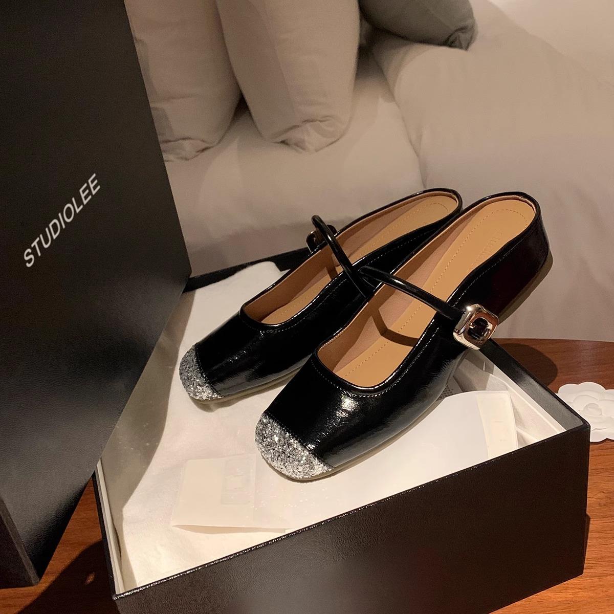 Лан Кабинет с квадратным носком, ленивая сумка, голова-вспышка, пэчворк, туфли-лодочки Мэри Джейн, внутренняя высота увеличена, тапочки, голова-сумка, полусабо 35
Лан Кабинет с квадратным носком, ленивая сумка, голова-вспышка, пэчворк, туфли-лодочки Мэри Джейн, внутренняя высота увеличена, тапочки, голова-сумка, полусабо 35