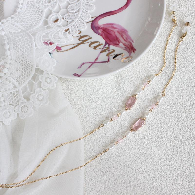 Baroque Pearl Powder Sugar Cube Glasses Chain Women S Ins Niche Design Fashion Simple Versatile Temperament Beaded Chain
Baroque Pearl Powder Sugar Cube Glasses Chain Women S Ins Niche Design Fashion Simple Versatile Temperament Beaded Chain