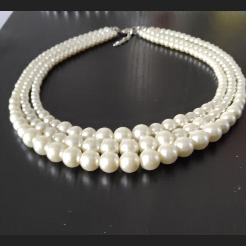 Three-layer pearl necklace, new fashionable and personalized cheongsam, street photography wedding should decoration necklace, necklace decoration
Three-layer pearl necklace, new fashionable and personalized cheongsam, street photography wedding should decoration necklace, necklace decoration