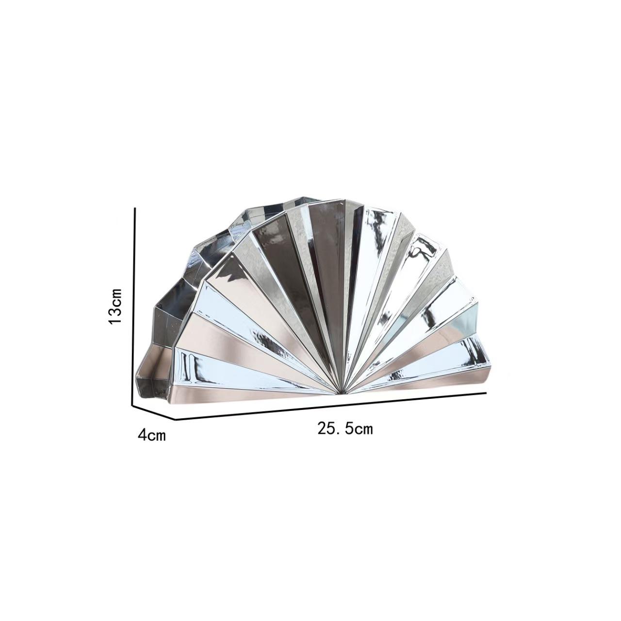 2025 New Metal Fan Shaped Clutch Purse Bag Evening Purse Gorgeous Hand Bag Gold/Silver/Hotpink Purse (20cm Max Length 30cm)
2025 New Metal Fan Shaped Clutch Purse Bag Evening Purse Gorgeous Hand Bag Gold/Silver/Hotpink Purse (20cm Max Length 30cm)