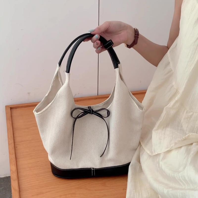 Fashion Handbag Versatile Single Shoulder Underarm Wallet Luxury Niche Patchwork Canvas Tote Bag For Women Commuting 27cmX21cmX11.5cm
Fashion Handbag Versatile Single Shoulder Underarm Wallet Luxury Niche Patchwork Canvas Tote Bag For Women Commuting 27cmX21cmX11.5cm