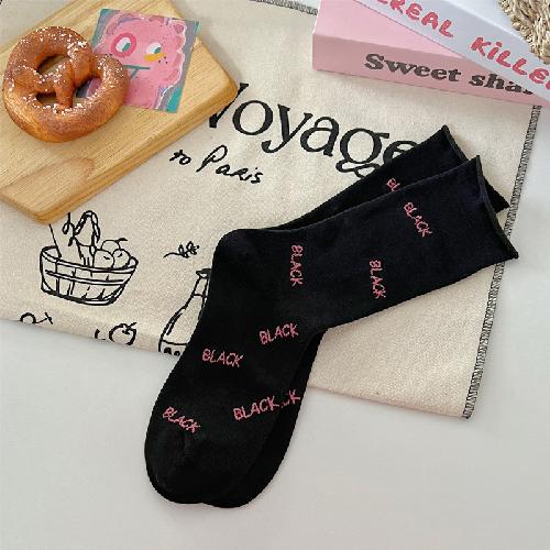 Korean Style Women Socks Cartoon Cat Print Japanese Kawaii Cute Socks Women Casual Letter Harajuku Streetwear Medium Tube Socks One Size
Korean Style Women Socks Cartoon Cat Print Japanese Kawaii Cute Socks Women Casual Letter Harajuku Streetwear Medium Tube Socks One Size