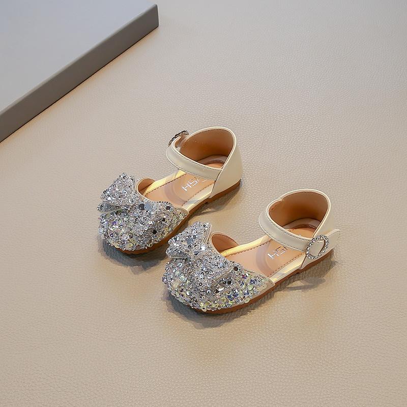 Spring Autumn New Girls Half Sandals Baby Girl Bow Princess Shoes Girl Sequins Dance School Student Loafer 24
Spring Autumn New Girls Half Sandals Baby Girl Bow Princess Shoes Girl Sequins Dance School Student Loafer 24