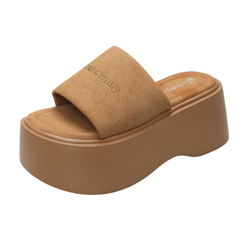 Thick-soled heightening slippers women s summer new products trendy casual one-word women s slippers 34 small size small shoes 39 жовтий
Thick-soled heightening slippers women s summer new products trendy casual one-word women s slippers 34 small size small shoes 39 жовтий