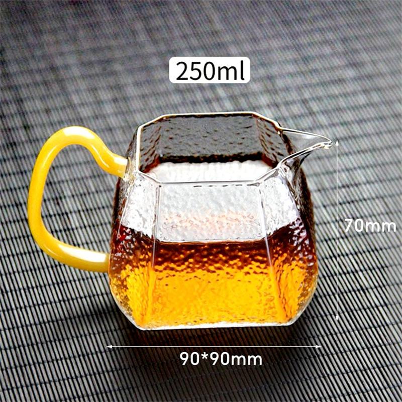 Japanese 250ml Square Glass Fair Cup With Imitation Yellow Jade Handle Tea Dispenser Tea Ceremony Tea Cup Chahai Kung Fu Tea Set 250ML зелёный
Japanese 250ml Square Glass Fair Cup With Imitation Yellow Jade Handle Tea Dispenser Tea Ceremony Tea Cup Chahai Kung Fu Tea Set 250ML зелёный