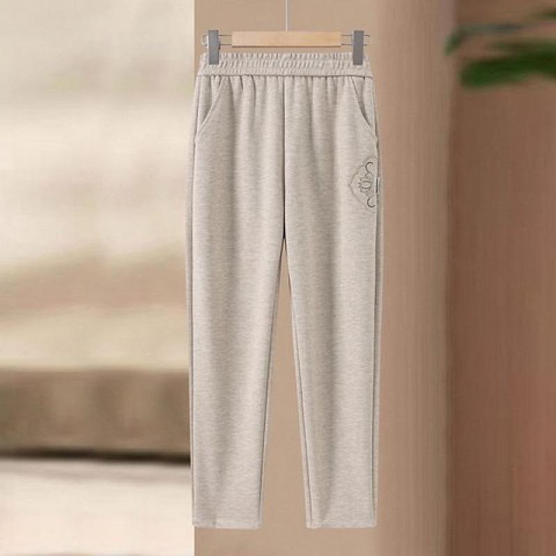 Versatile Spring Straight Leg Pants: Stylish Comfort for Middle-Aged & Elderly Women 3XL (120-130 kg)
Versatile Spring Straight Leg Pants: Stylish Comfort for Middle-Aged & Elderly Women 3XL (120-130 kg)