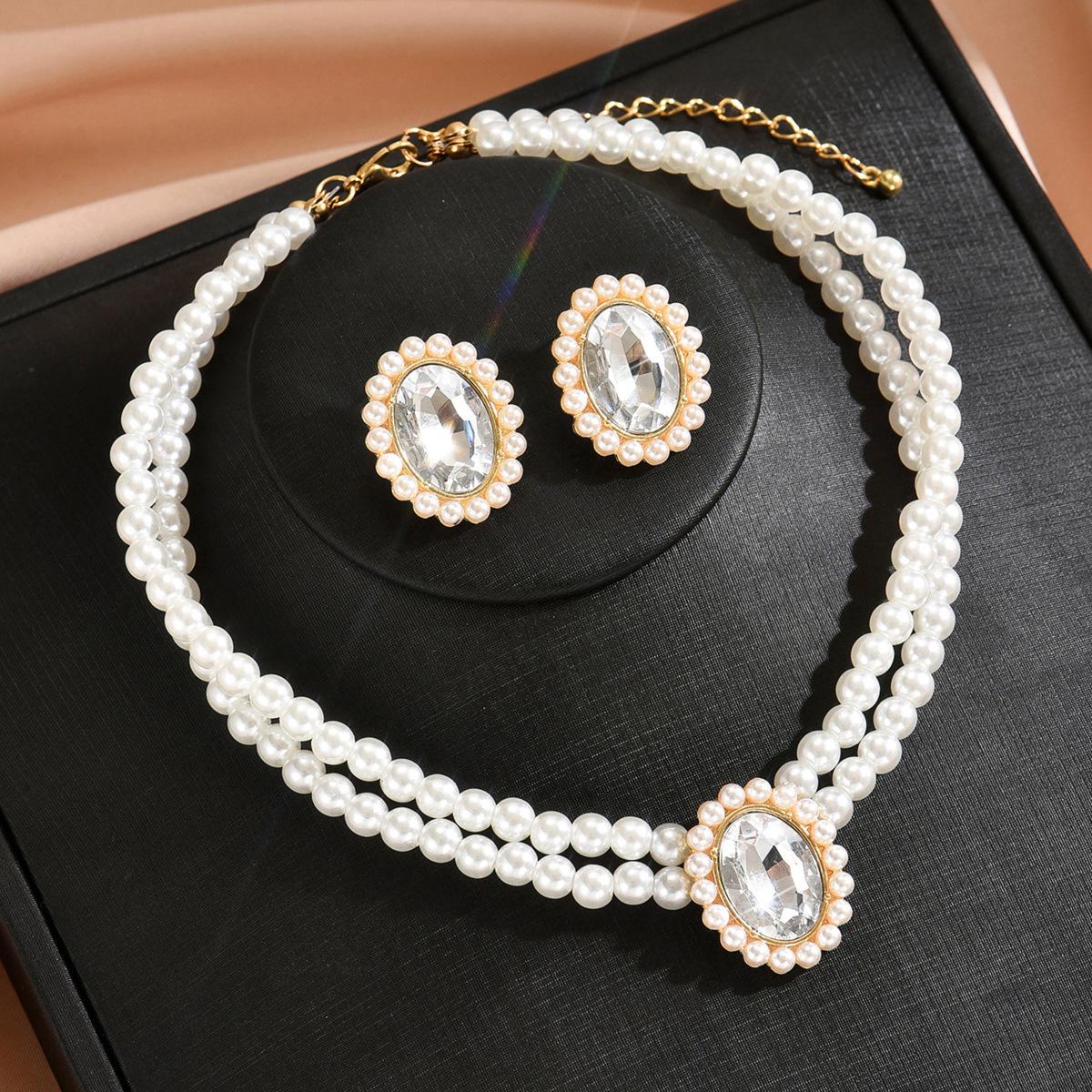 Elegant Double Layer Pearl Necklace & Beaded Earrings Set for Women - Perfect for Formal Banquets
Elegant Double Layer Pearl Necklace & Beaded Earrings Set for Women - Perfect for Formal Banquets