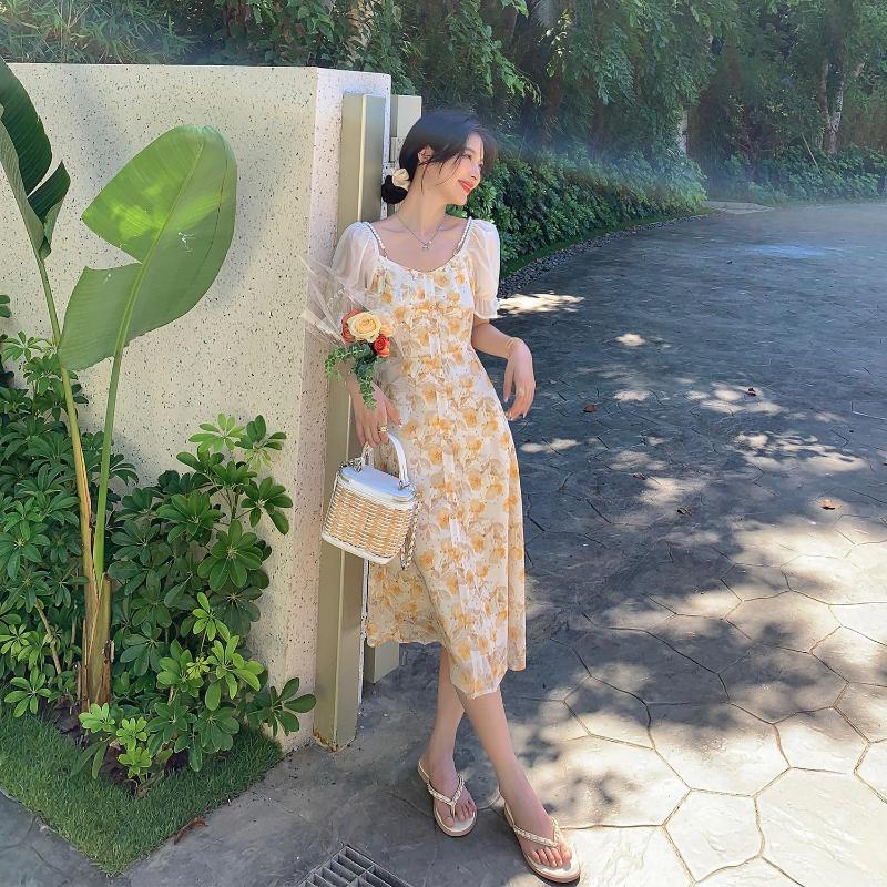 Корейский стиль, французские элегантные сарафаны с короткими рукавами для женщин, лето 2023, повседневное платье миди, винтажное платье с цветочным принтом, женское праздничное милое платье
Корейский стиль, французские элегантные сарафаны с короткими рукавами для женщин, лето 2023, повседневное платье миди, винтажное платье с цветочным принтом, женское праздничное милое платье