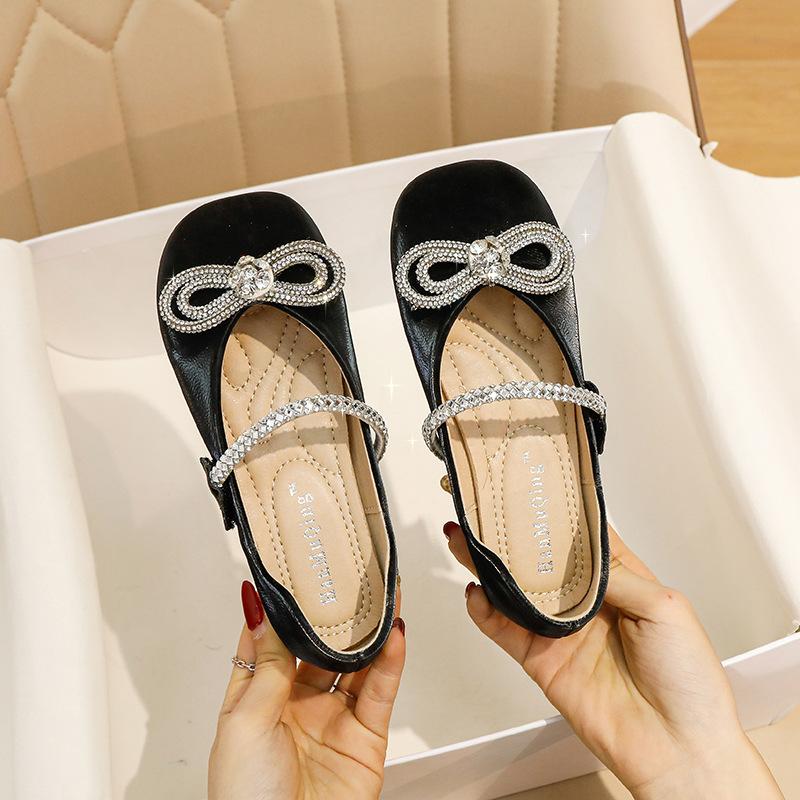 Spring New Microfiber Leather Dance Shoes Velcro Rhinestones Single Shoes Solid Color Korean Version of Fashion Princess Shoes 36
Spring New Microfiber Leather Dance Shoes Velcro Rhinestones Single Shoes Solid Color Korean Version of Fashion Princess Shoes 36