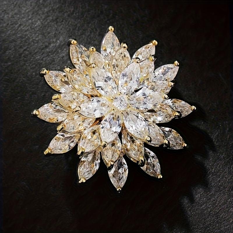 Fashion Three Layers Rotating Flower Brooch Inlaid Shiny White Exquisite Corsage Pin Chrismas Birthday Gift
Fashion Three Layers Rotating Flower Brooch Inlaid Shiny White Exquisite Corsage Pin Chrismas Birthday Gift