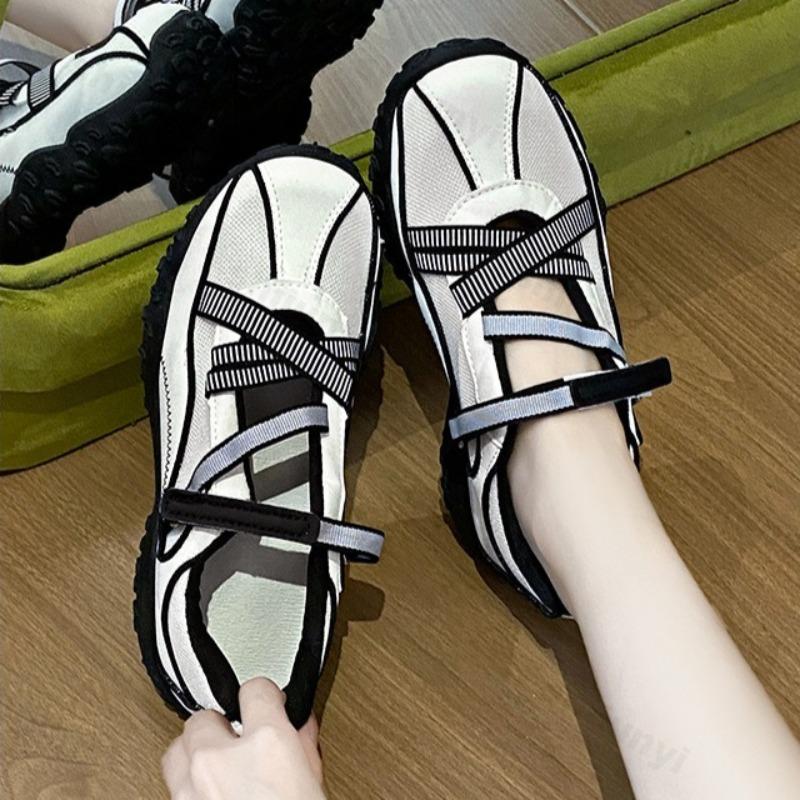 Fashion Summer Women s Shoes 2025 New Fashion Comfortable Anti Slip Sports Leisure Shoes Breathable Women s Casual Shoes Zapatos Mujer 35
Fashion Summer Women s Shoes 2025 New Fashion Comfortable Anti Slip Sports Leisure Shoes Breathable Women s Casual Shoes Zapatos Mujer 35
