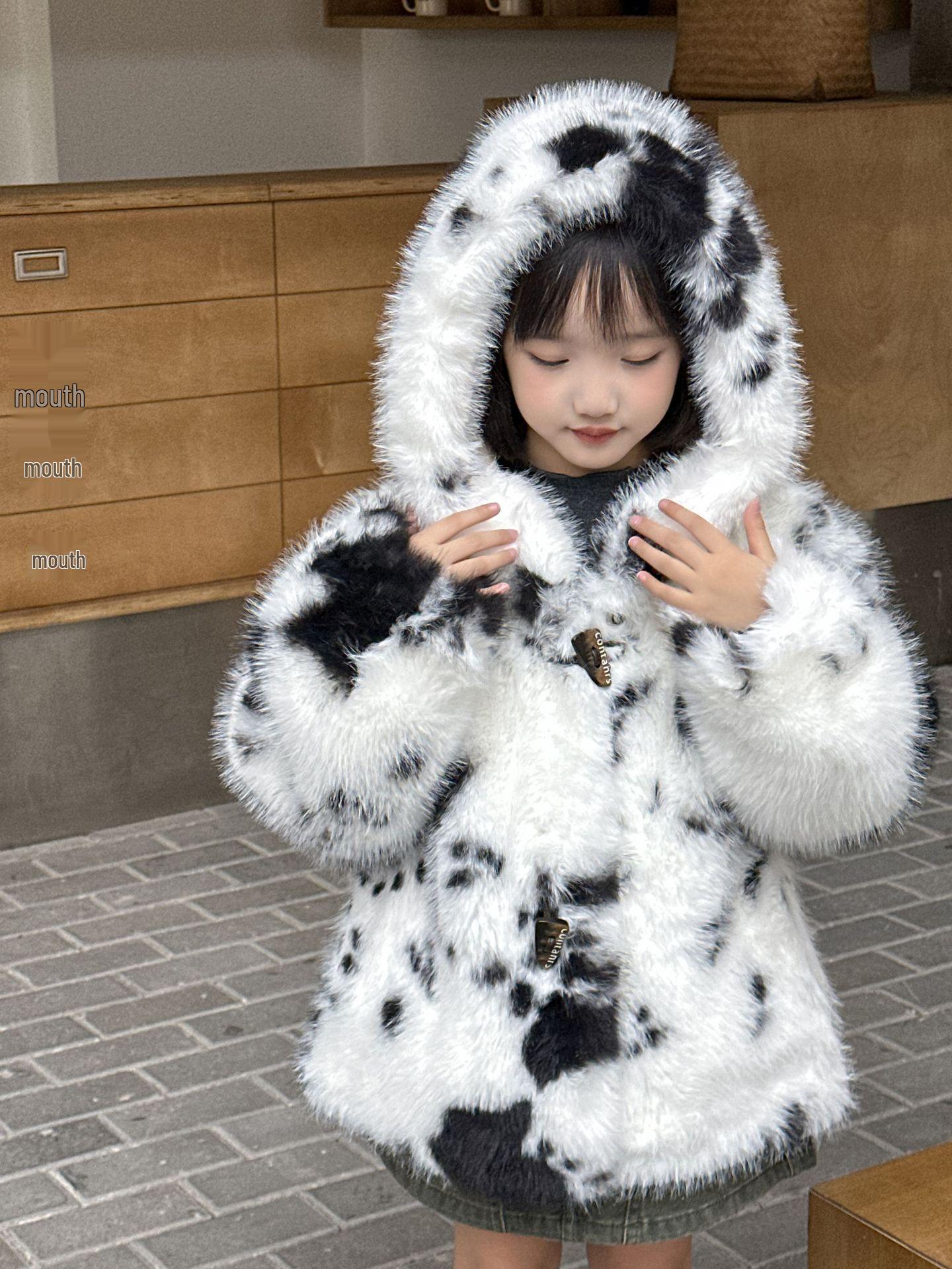 Зимова дитяча шуба в корейському стилі: Коротка куртка з золотого норкового оксамиту для хлопчиків та дівчаток 130cm (Height 122-132cm)
Зимова дитяча шуба в корейському стилі: Коротка куртка з золотого норкового оксамиту для хлопчиків та дівчаток 130cm (Height 122-132cm)