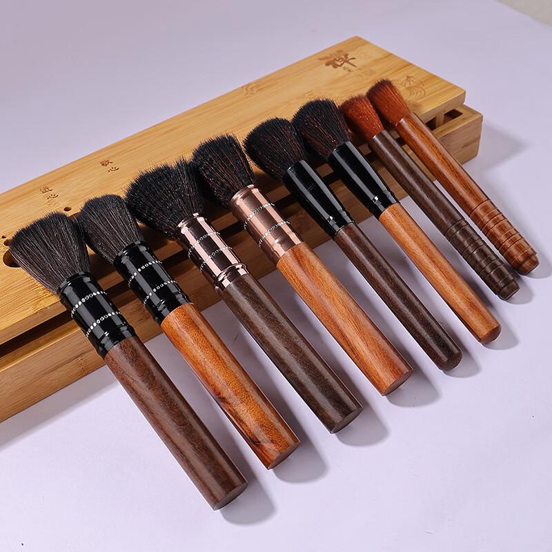 Kung Fu Tea Cleaning and Nurturing Brushes
Kung Fu Tea Cleaning and Nurturing Brushes
