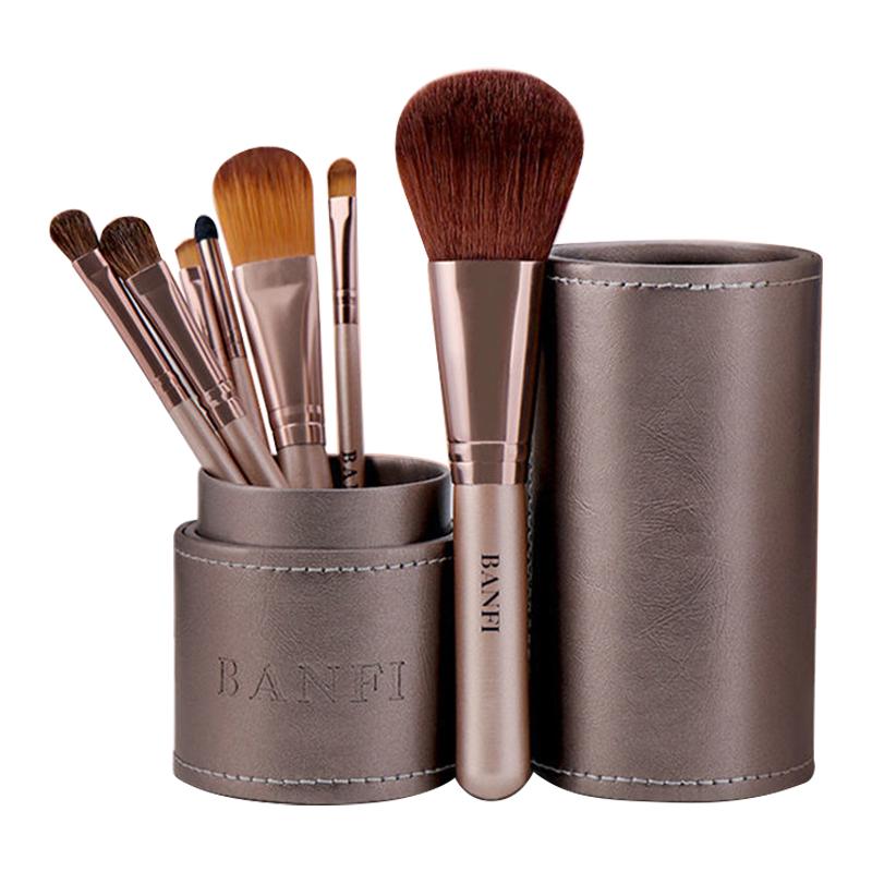 Набор из 7 кистей для макияжа, мягкая щетина, деревянная+алюминиевая ручка, кисти для тональной основы, румян, консилеров, теней для век, набор Champagne Gold
Набор из 7 кистей для макияжа, мягкая щетина, деревянная+алюминиевая ручка, кисти для тональной основы, румян, консилеров, теней для век, набор Champagne Gold