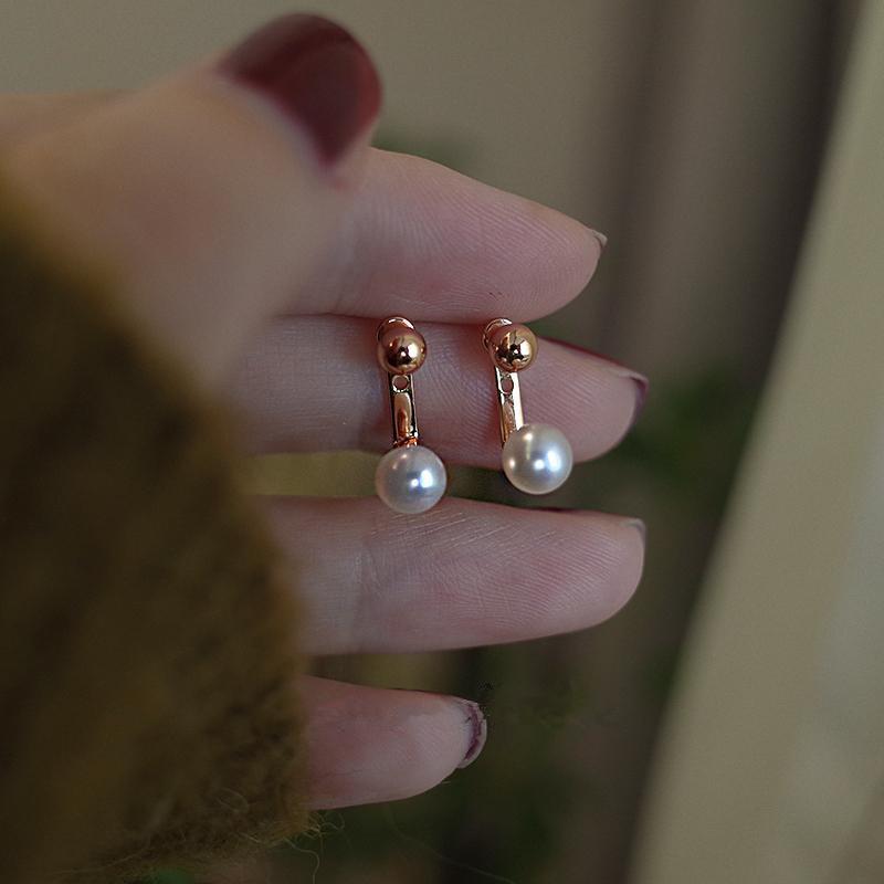 Real 925 Sterling Silver High Quality Geometric Pearls Elegant Stud Earrings for Women Girls Birthday Gift Jewelry silver
Real 925 Sterling Silver High Quality Geometric Pearls Elegant Stud Earrings for Women Girls Birthday Gift Jewelry silver