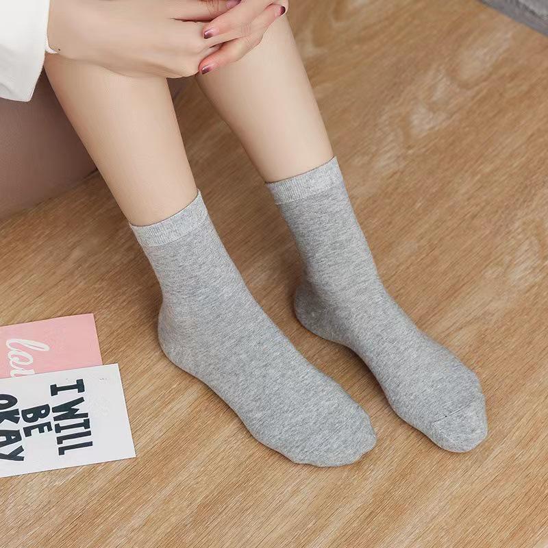 Men s Mid-Tube Deodorant Socks - Black, White, Gray, 7-Day Odor Control One Size
Men s Mid-Tube Deodorant Socks - Black, White, Gray, 7-Day Odor Control One Size