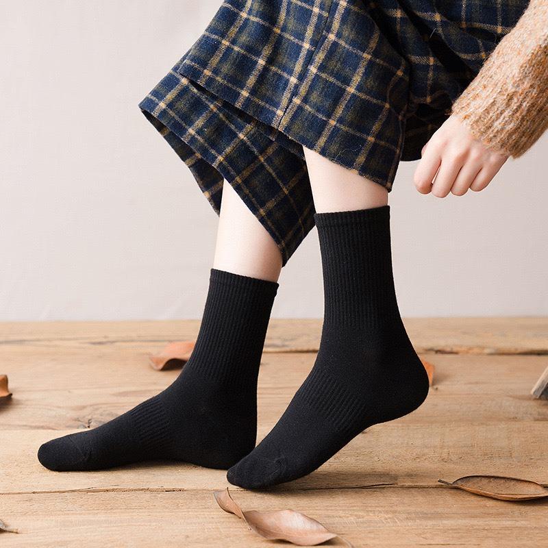 5 Pairs of New Solid Color Mid Calf Socks for Men s Spring and Autumn Fashion 5 Pairs сірий
5 Pairs of New Solid Color Mid Calf Socks for Men s Spring and Autumn Fashion 5 Pairs сірий