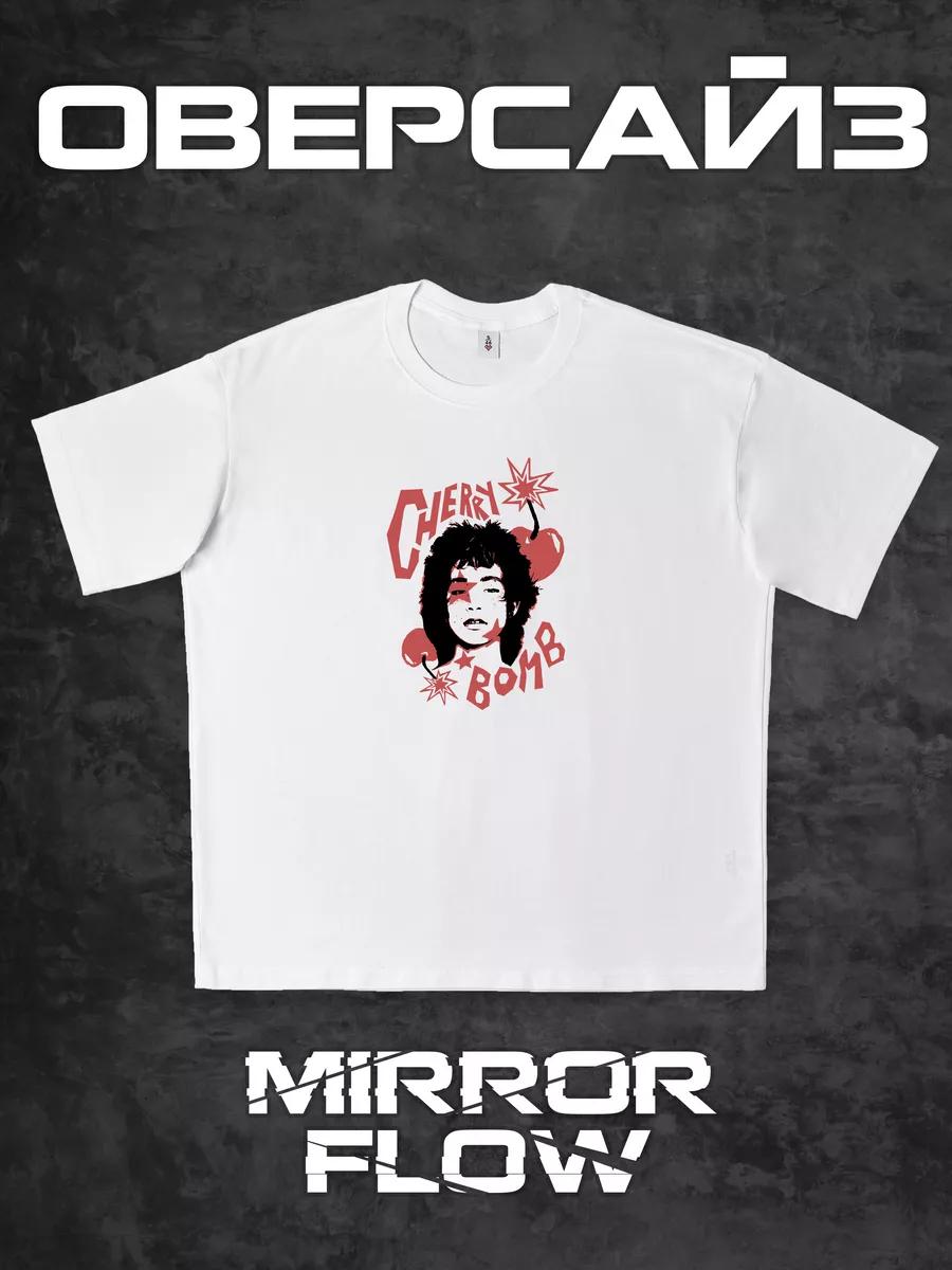 Oversized Y2K print T-shirt L
Oversized Y2K print T-shirt L