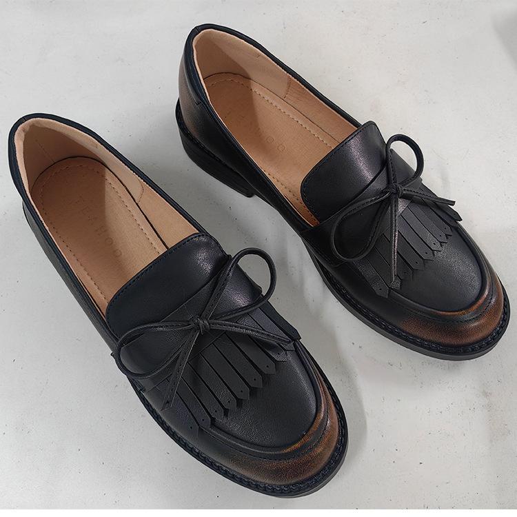 Туфли на толстом каблуке в корейском стиле, лоферы с бантом, легкие лоферы, плоские рабочие туфли 39 коричневый
Туфли на толстом каблуке в корейском стиле, лоферы с бантом, легкие лоферы, плоские рабочие туфли 39 коричневый