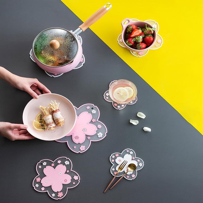 Cherry Blossom Heat Insulation Pad Dining Table Mat Anti-skid Cup Pads Non-slip Coaster Kitchen Accessories Coasters Table Mat S
Cherry Blossom Heat Insulation Pad Dining Table Mat Anti-skid Cup Pads Non-slip Coaster Kitchen Accessories Coasters Table Mat S