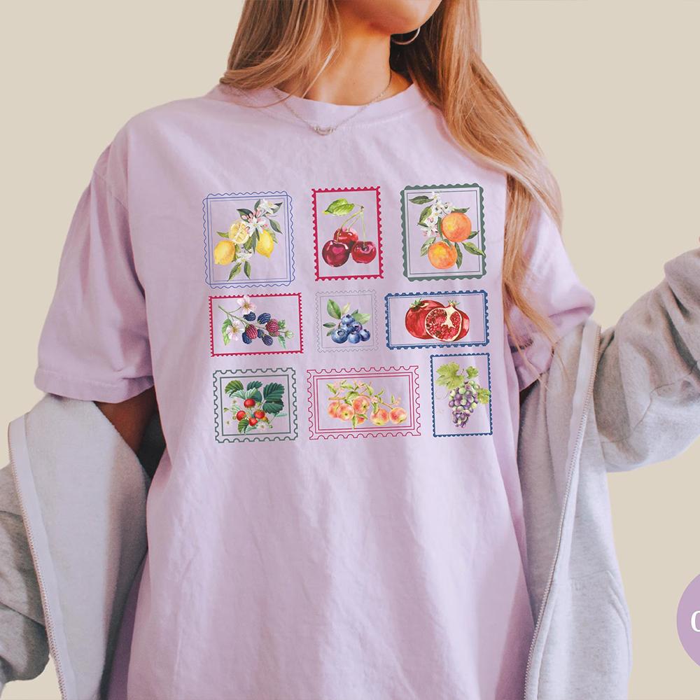 Summer Fruit Stamp Comfort TShirtVintage Postage Stamp Unisex TeeAesthetic Cottage Core Gardening Gift Trendy Casual Streetwear 4XL
Summer Fruit Stamp Comfort TShirtVintage Postage Stamp Unisex TeeAesthetic Cottage Core Gardening Gift Trendy Casual Streetwear 4XL