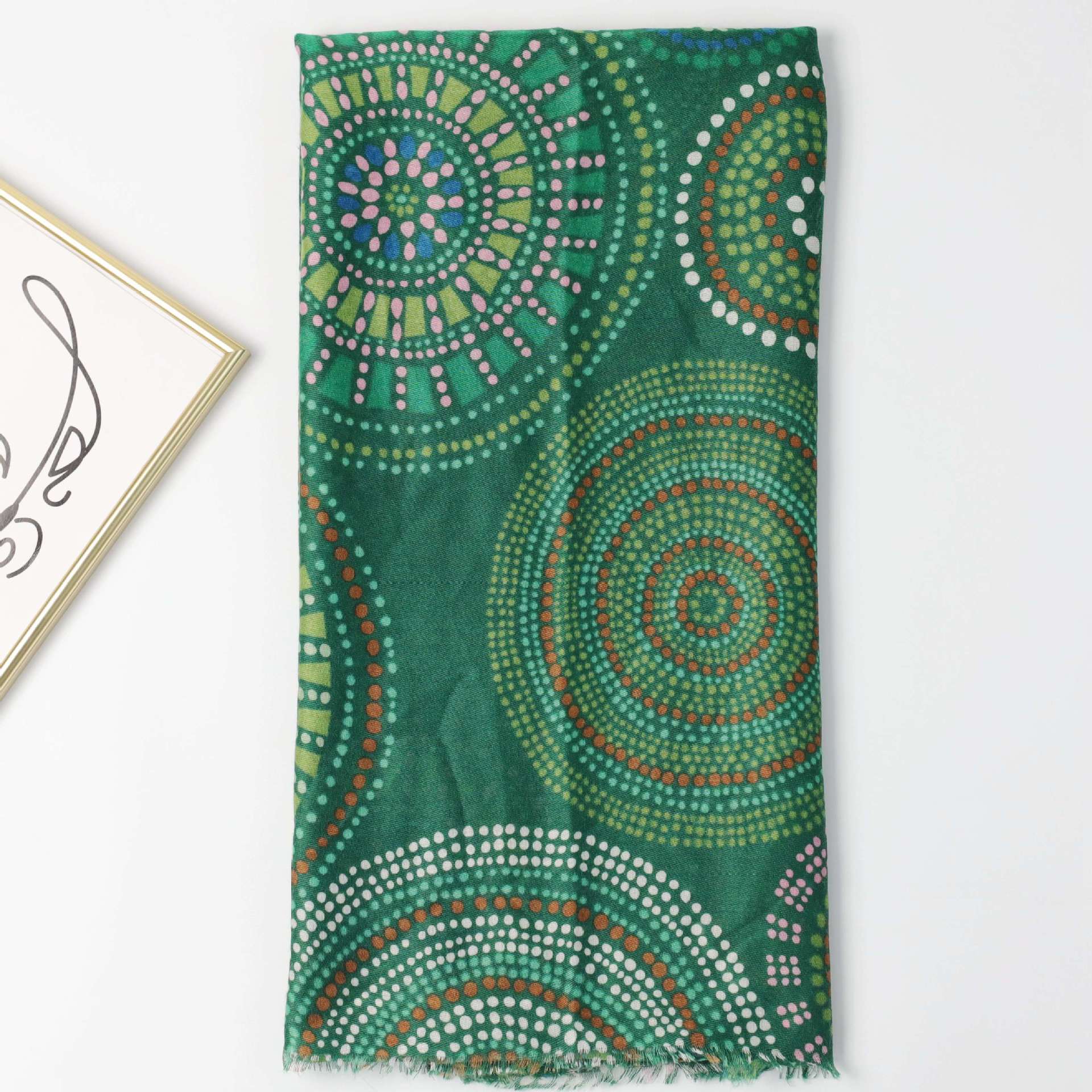 2024 Весна и Осень Зима Новый Хлопок И Конопля Длинный Тонкий Шарф Путешествия Универсальный Солнцезащитный Теплый Шаль Для Женщин 88*180cm зелёный