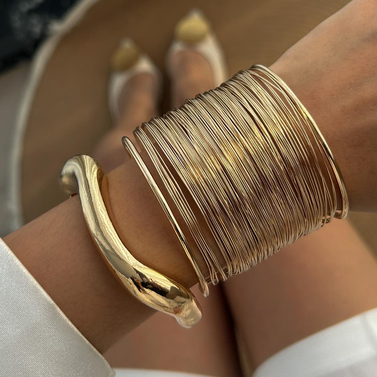 European & American Style Irregular Metal Open Convex Bracelet Set 04 White K Ring 0824
European & American Style Irregular Metal Open Convex Bracelet Set 04 White K Ring 0824