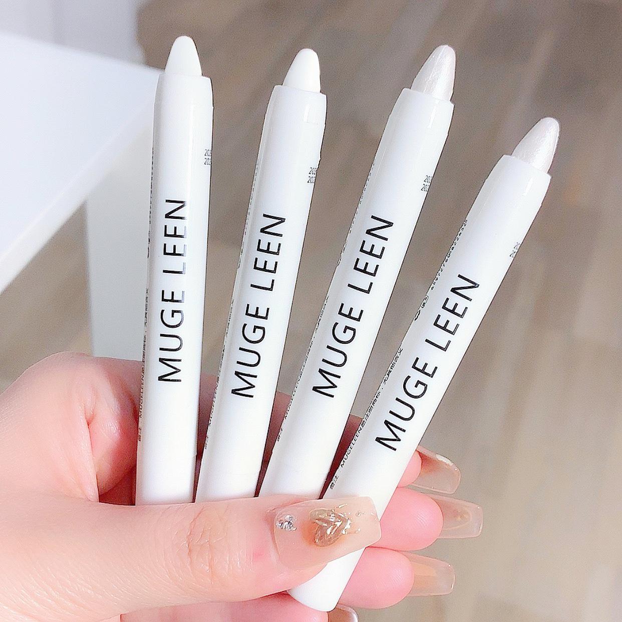 MUGE LEEN 3D Eye Shadow & Highlight Stick: Pearlescent and Matte Silkworm Pen for Brightening and Contouring Eyes. 001#Matte White Box
MUGE LEEN 3D Eye Shadow & Highlight Stick: Pearlescent and Matte Silkworm Pen for Brightening and Contouring Eyes. 001#Matte White Box