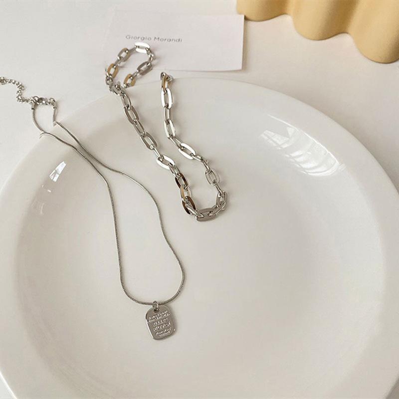 Necklace women s light luxury niche new ins hip hop Internet celebrity design sense premium accessories with sweater chain
Necklace women s light luxury niche new ins hip hop Internet celebrity design sense premium accessories with sweater chain