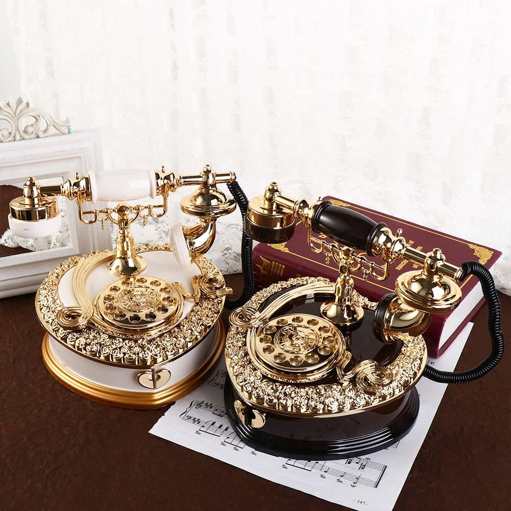 Light Luxury Dial Telephone Miniatures Classic Style Telephone Music Box Retro Home Decor
Light Luxury Dial Telephone Miniatures Classic Style Telephone Music Box Retro Home Decor