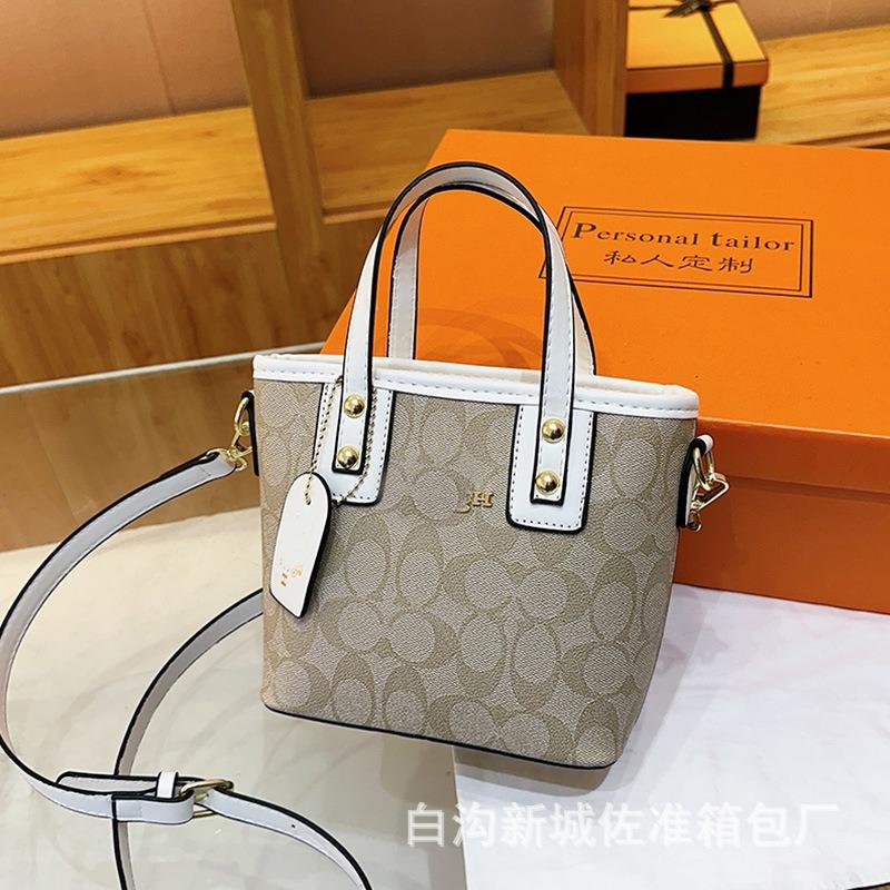 Bags women s bags new fashion printed bucket bags shoulder bags fashion
Bags women s bags new fashion printed bucket bags shoulder bags fashion