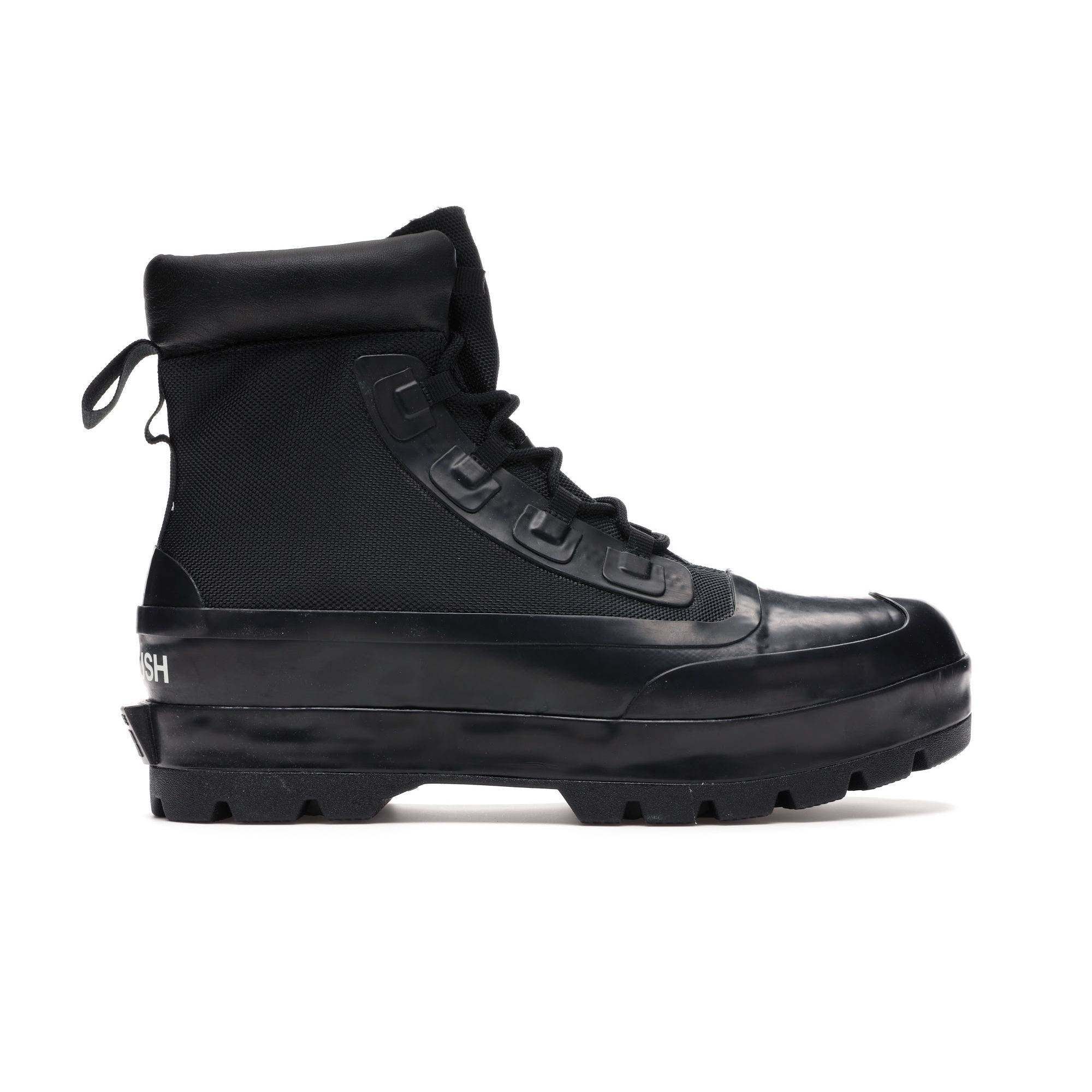 Высокие тройные черные кроссовки унисекс Converse AMBUSH x Chuck Taylor All Star Duck Boot 170588C
Высокие тройные черные кроссовки унисекс Converse AMBUSH x Chuck Taylor All Star Duck Boot 170588C