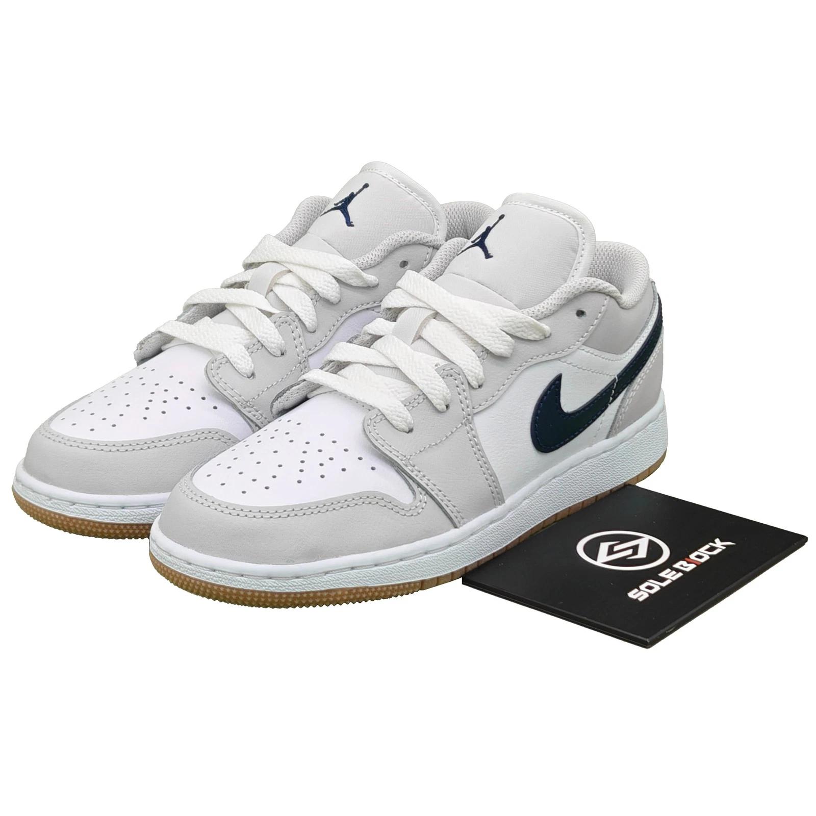 Jordan Air Jordan 1 OW BG 553560-146 Children s shoes EU 36 серый/белый
Jordan Air Jordan 1 OW BG 553560-146 Children s shoes EU 36 серый/белый