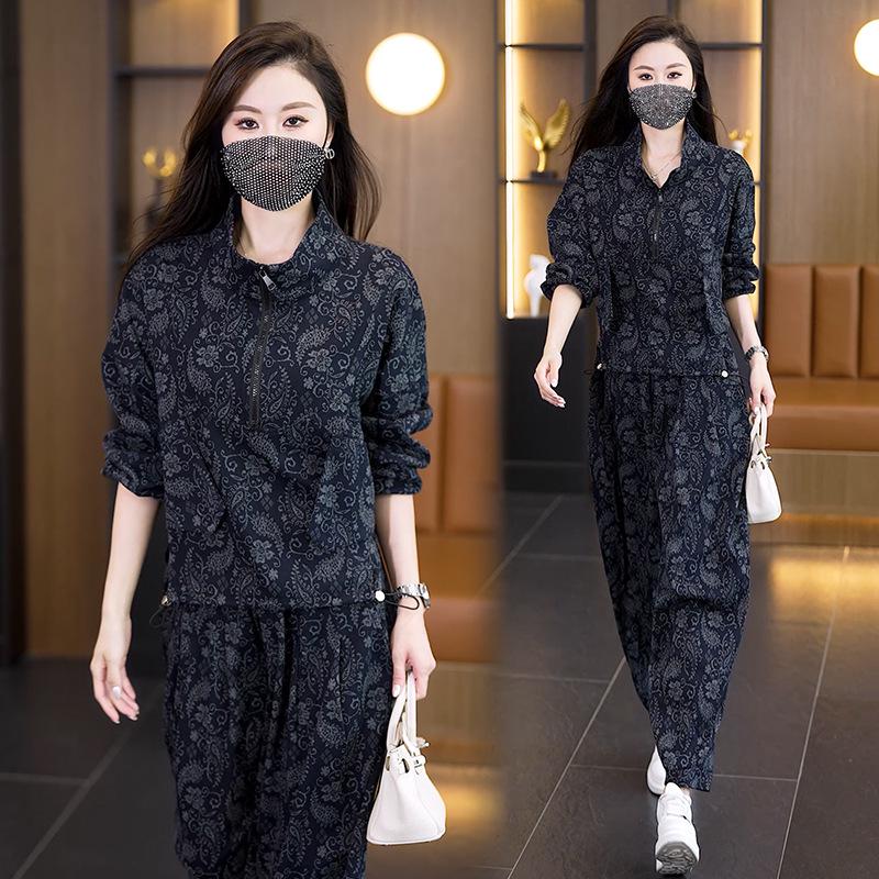 Plus Size Women s Slimming Two-Piece Set for Spring/Autumn: Wide-Leg Pants & Top for Middle-Aged Moms L темно-синий
Plus Size Women s Slimming Two-Piece Set for Spring/Autumn: Wide-Leg Pants & Top for Middle-Aged Moms L темно-синий