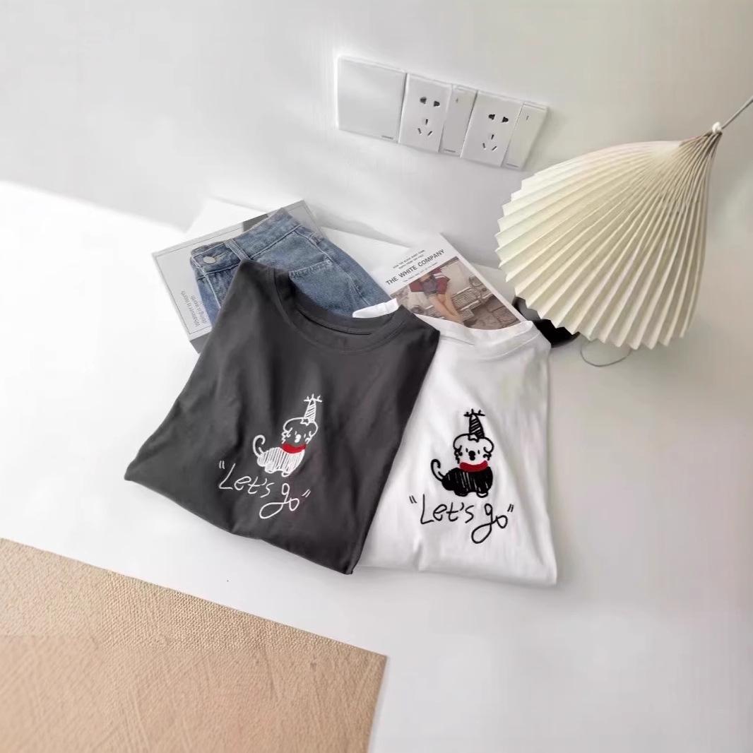 Korean Age-Reducing Red Scarf Puppy Embroidered Women s T-Shirt - Soft Cloud Cotton Brushed Short Sleeve Spring/Summer 2025 XL
Korean Age-Reducing Red Scarf Puppy Embroidered Women s T-Shirt - Soft Cloud Cotton Brushed Short Sleeve Spring/Summer 2025 XL