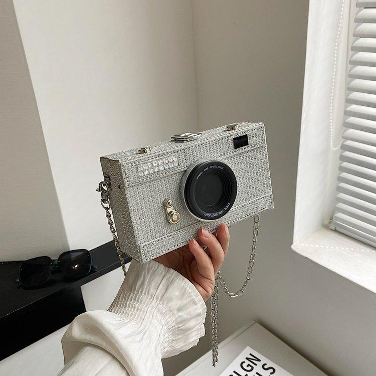 Women Small Bag Women Camera Box Bag Sequin Single Shoulder Small Square Bag Crossbody Chain Single Shoulder Bag 17.5x10x5cm
Women Small Bag Women Camera Box Bag Sequin Single Shoulder Small Square Bag Crossbody Chain Single Shoulder Bag 17.5x10x5cm