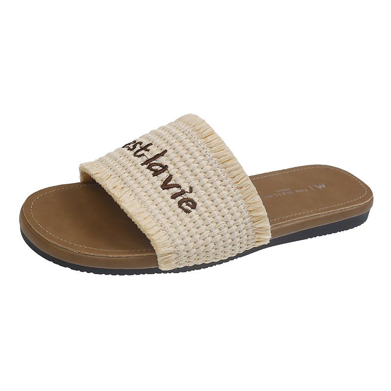 Korean version of letter one-word slippers for women to wear 2025 new fairy style comfortable and versatile flat-bottomed beach slippers 35 бежевый
Korean version of letter one-word slippers for women to wear 2025 new fairy style comfortable and versatile flat-bottomed beach slippers 35 бежевый