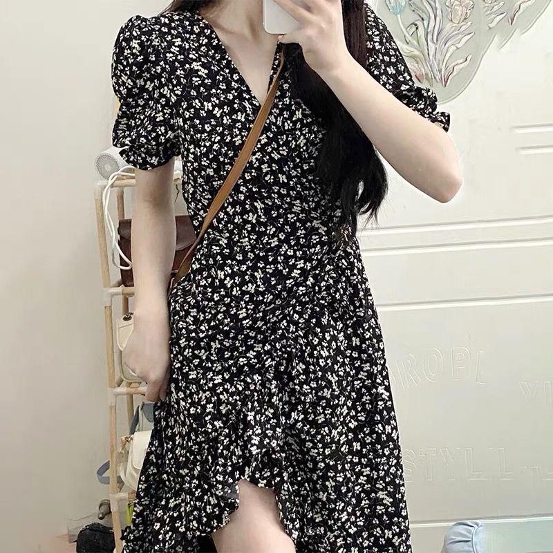Gentle Black Summer 2026 Mori Girl Hepburn Fishtail Floral Tea Dress S 90 jin
Gentle Black Summer 2026 Mori Girl Hepburn Fishtail Floral Tea Dress S 90 jin
