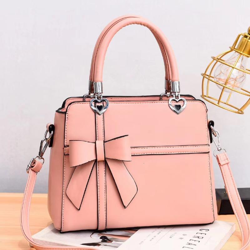 Women s bag new PU handbag trendy fashion simple versatile shoulder bag wholesale рожевий
Women s bag new PU handbag trendy fashion simple versatile shoulder bag wholesale рожевий