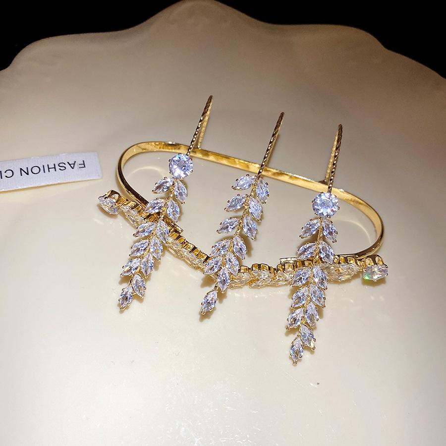 2026 New Shiny Zircon Rings Women Round Wheat Exaggerated Geometric Open Rings Stylish Unique Banquet Jewelry Accessories Gifts
2026 New Shiny Zircon Rings Women Round Wheat Exaggerated Geometric Open Rings Stylish Unique Banquet Jewelry Accessories Gifts
