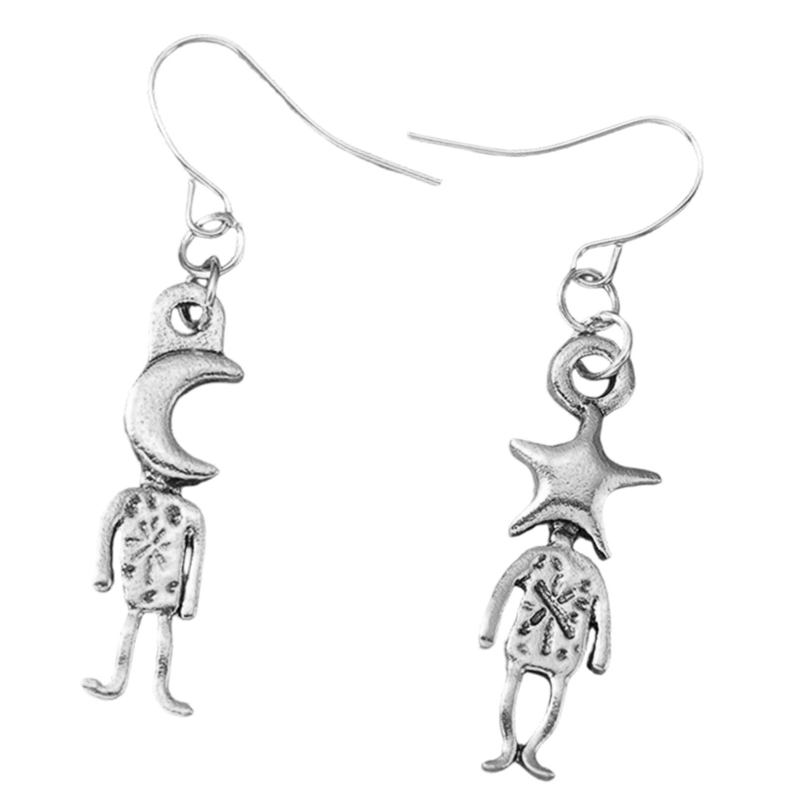 1 Pair Versatile Bohemian Earrings with Moon and Star Carved Pendant Design for Stylish Women Fashion Dangle Ear Studs серебряный
1 Pair Versatile Bohemian Earrings with Moon and Star Carved Pendant Design for Stylish Women Fashion Dangle Ear Studs серебряный