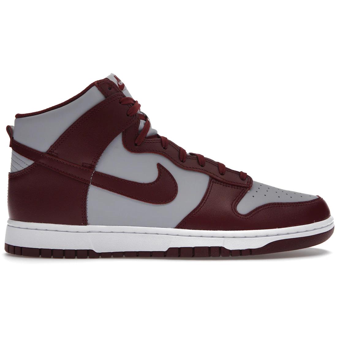 Sneaker Nike Dunk High Retro Dark Beetroot(DD1399-600) 44 
Sneaker Nike Dunk High Retro Dark Beetroot(DD1399-600) 44
