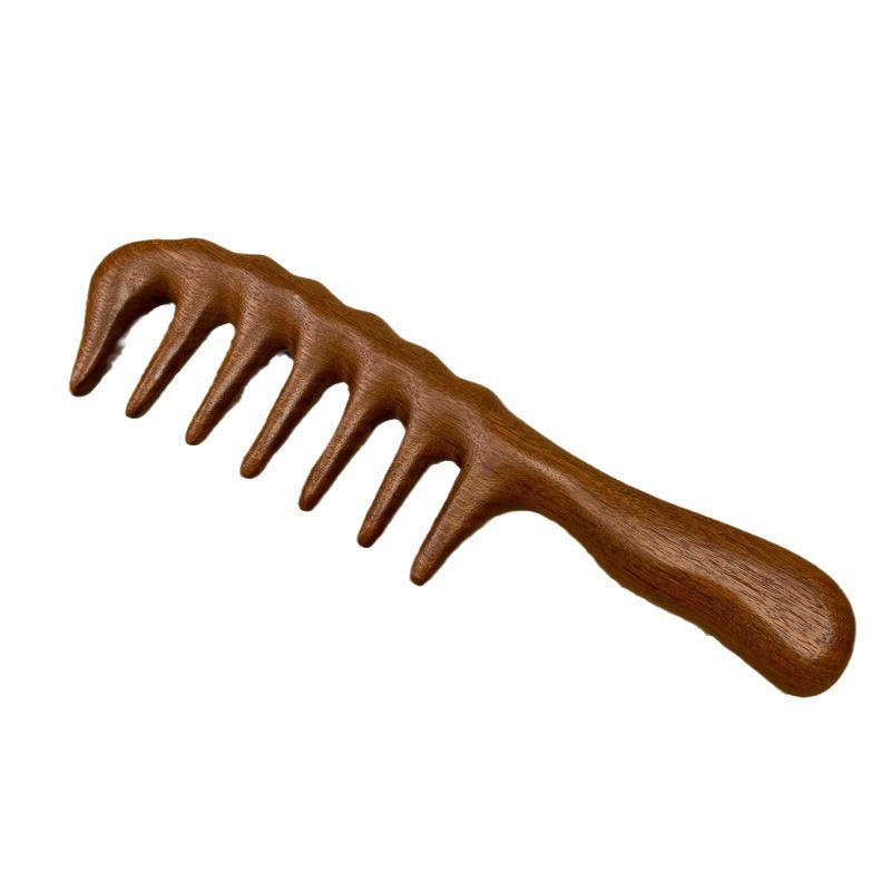 Гребень массажный с широкими зубьями из золотого сандала с длинной ручкой в подарочном наборе в гравированной коробке
Гребень массажный с широкими зубьями из золотого сандала с длинной ручкой в подарочном наборе в гравированной коробке